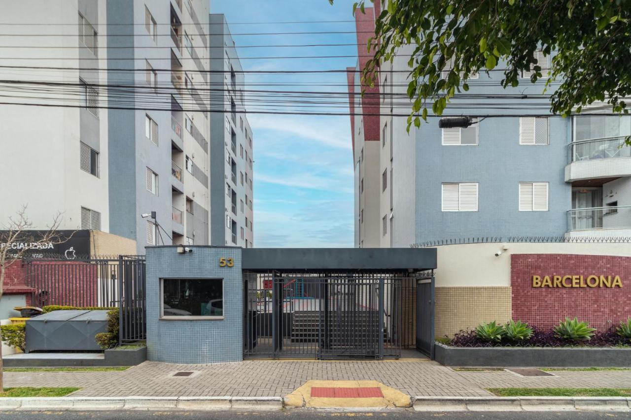Family Space Curitiba/Vaga De Garagem Gratis Eksteriør billede